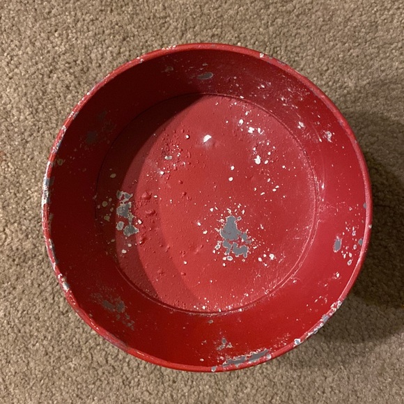 Ragoon House Red Chippy Riser - Picture 2 of 3